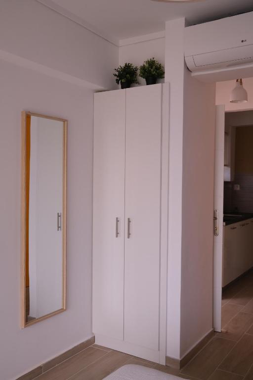 Fotografie z fotogalerie ubytování Villa Yolanda 2 - Luxury stylish studio Dora, sea view v destinaci Poros