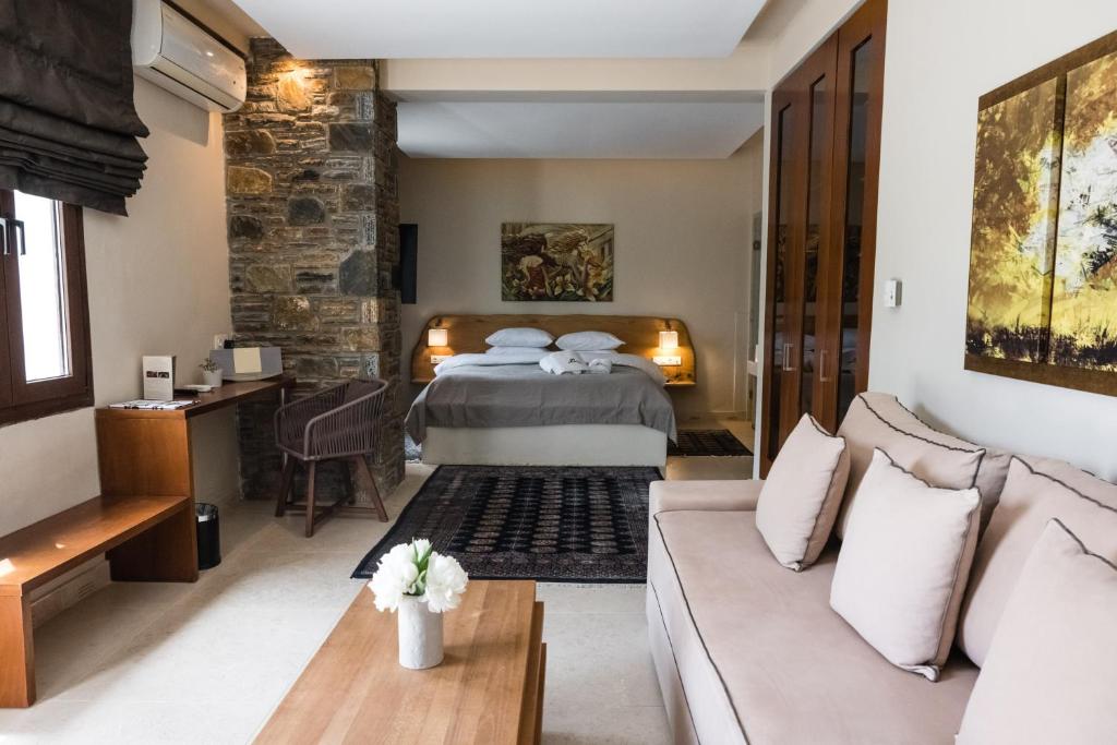 12 Months Resort & Spa - 18