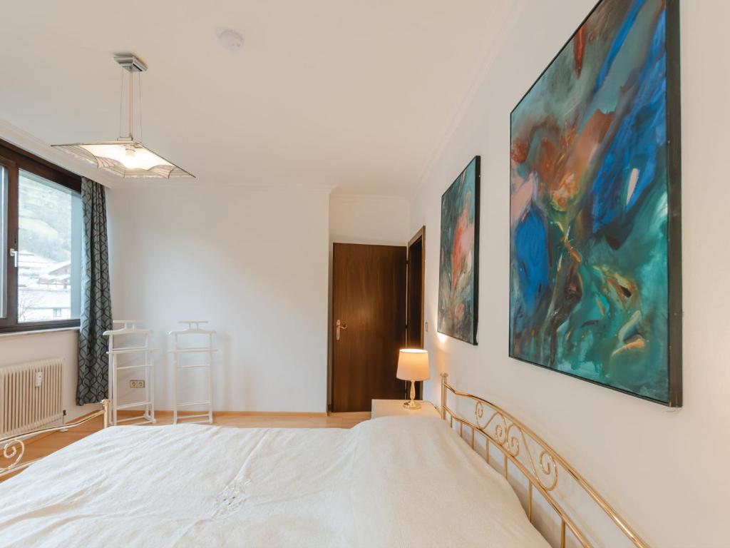 Posteľ alebo postele v izbe v ubytovaní Apartment Friedrich by Interhome