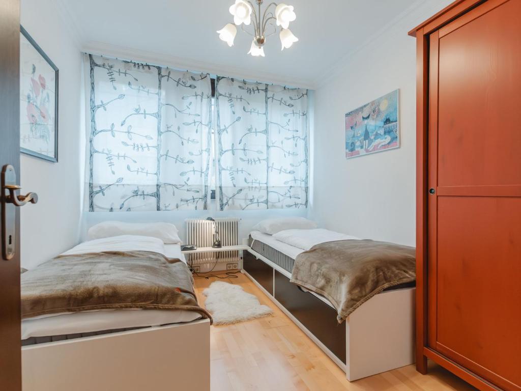 Posteľ alebo postele v izbe v ubytovaní Apartment Friedrich by Interhome