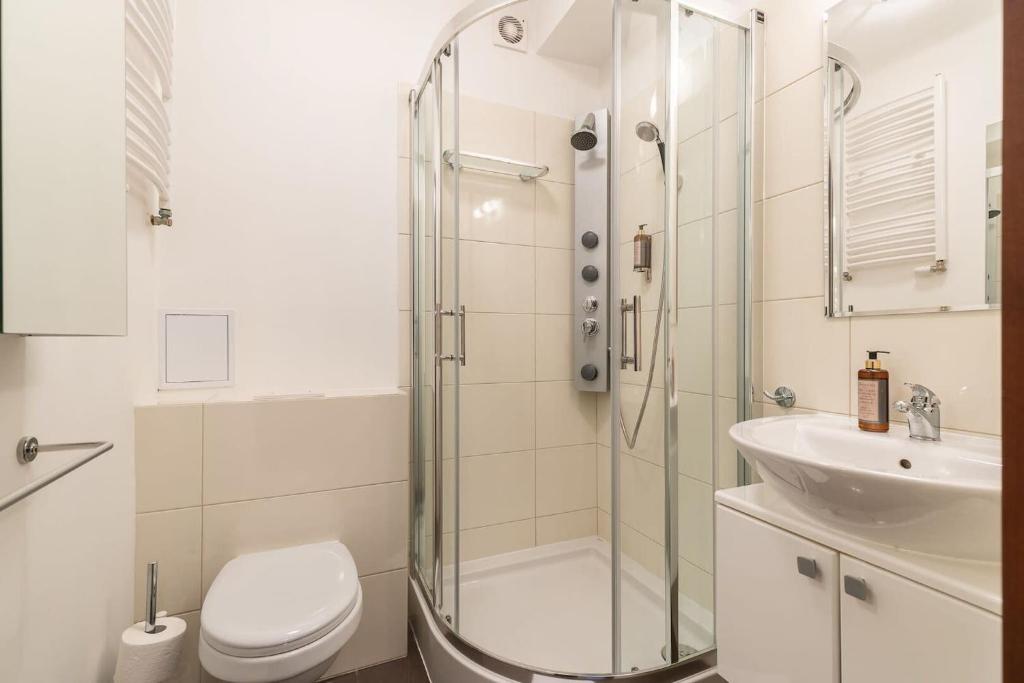 Fotografia z galérie ubytovania Comfortable Apartment Śniadeckich by Noclegi Renters vo Varšave