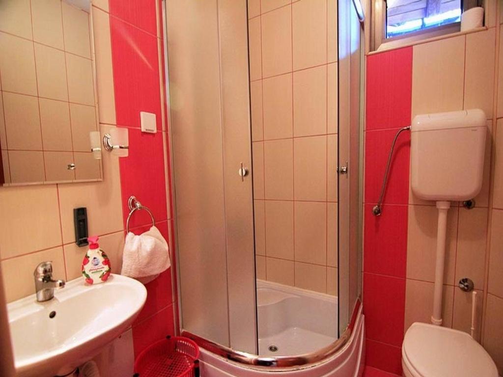 Koupelna v ubytování Guest House 3M