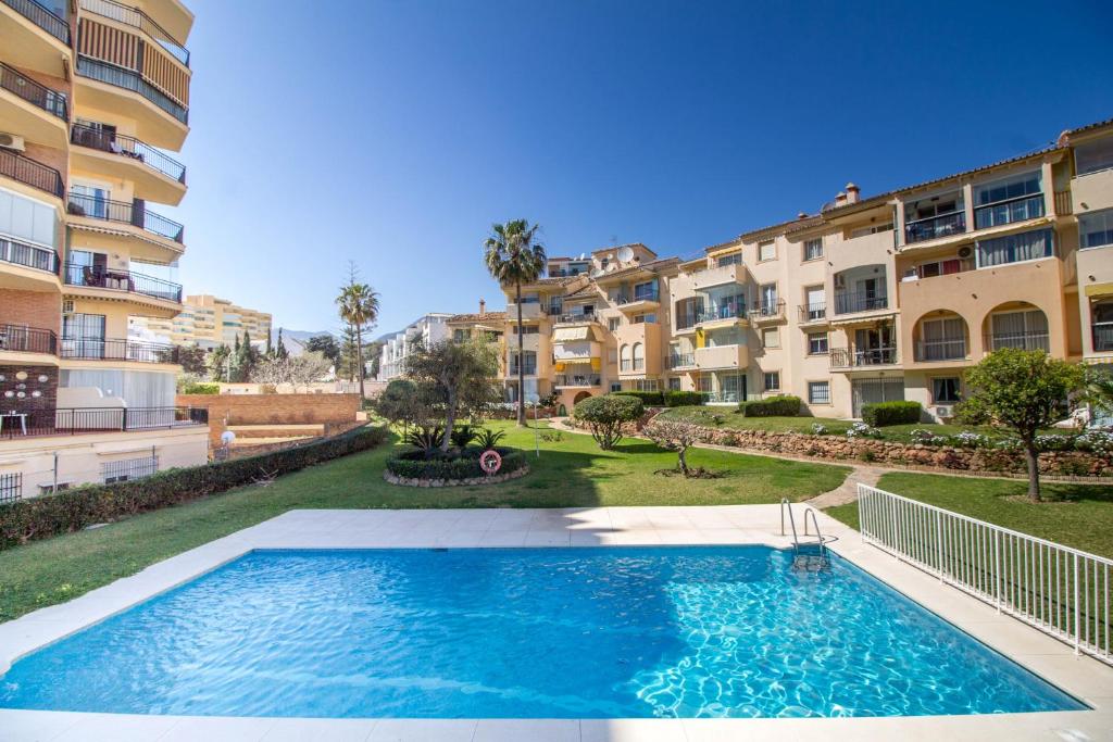 Bazén v ubytovaní Erisa 59 By IVI Real Estate alebo v jeho blízkosti