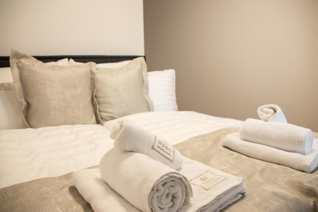 Hugo apartments - 10