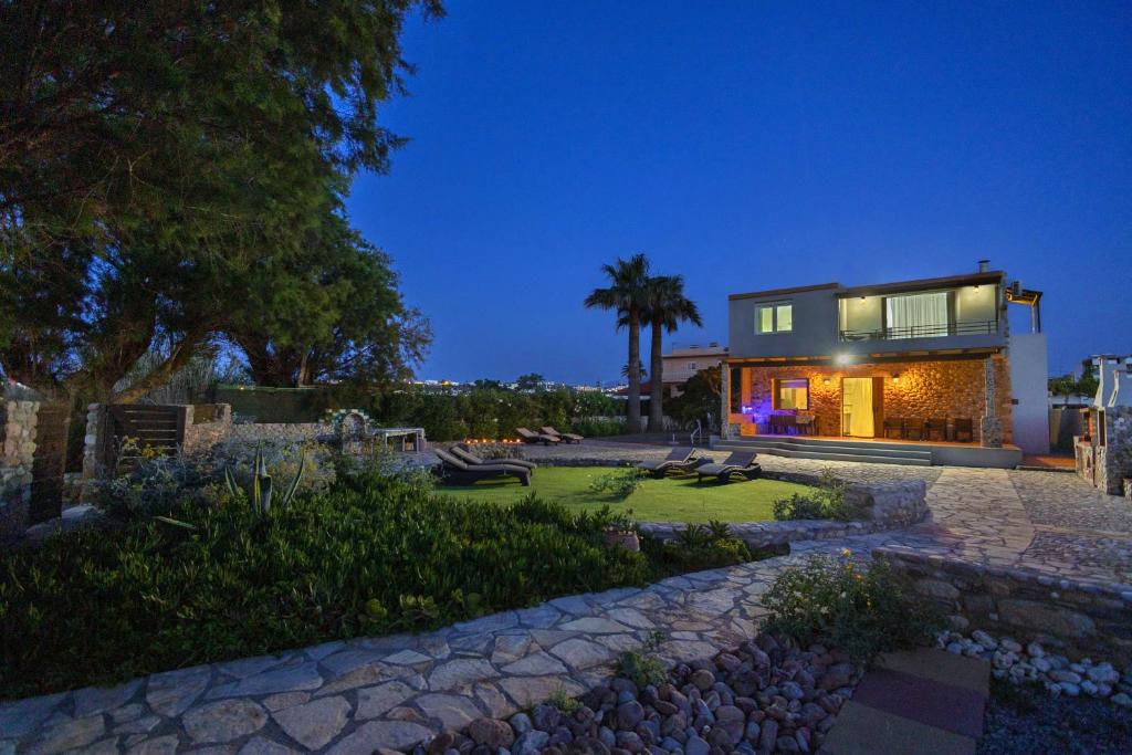 Zahrada ubytování Villa Thalassa Stavromenos beach