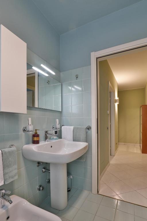 A bathroom at Comosole