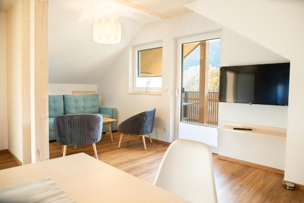 TV a/nebo společenská místnost v ubytování Moosaik Appartements