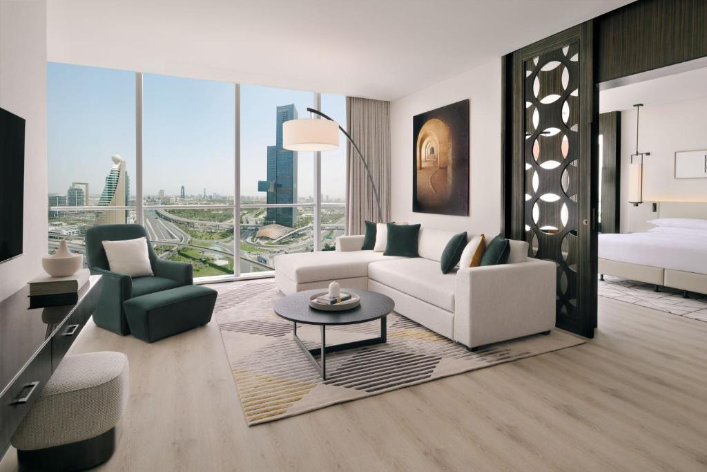Sheraton Grand Hotel, Dubai - Grand Deluxe Suite, Club Lounge Access, 1 Bedroom Suite
