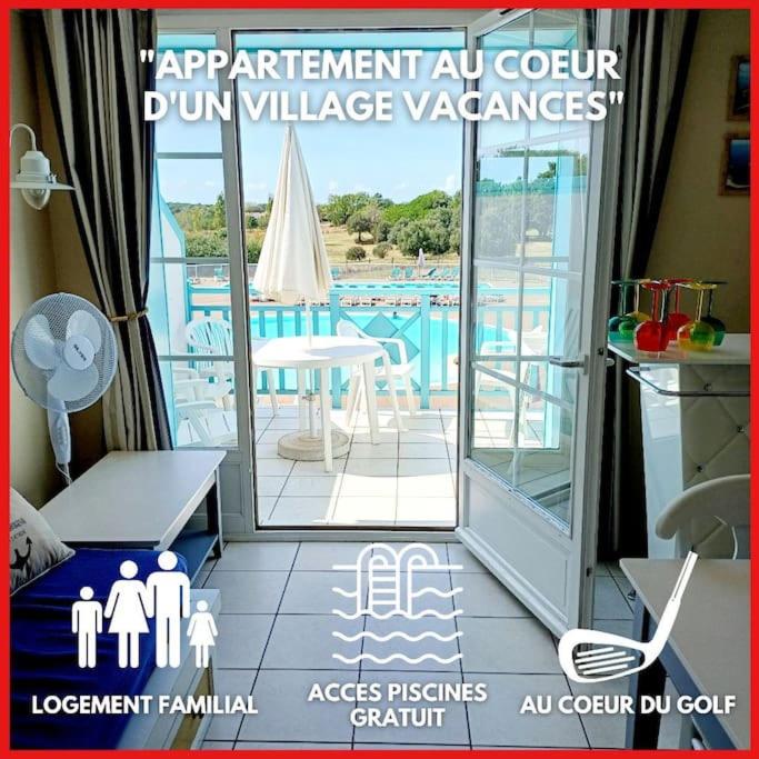 une publicité pour un appartement au Colorant dum village vancouver dans l'établissement 