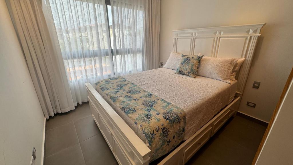 Voodi või voodid majutusasutuse 3 Bedroom Punta Popy Beach Villa toas