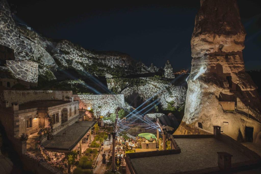 ギョレメにあるAza Cave Cappadocia Adult Hotelのギャラリーの写真