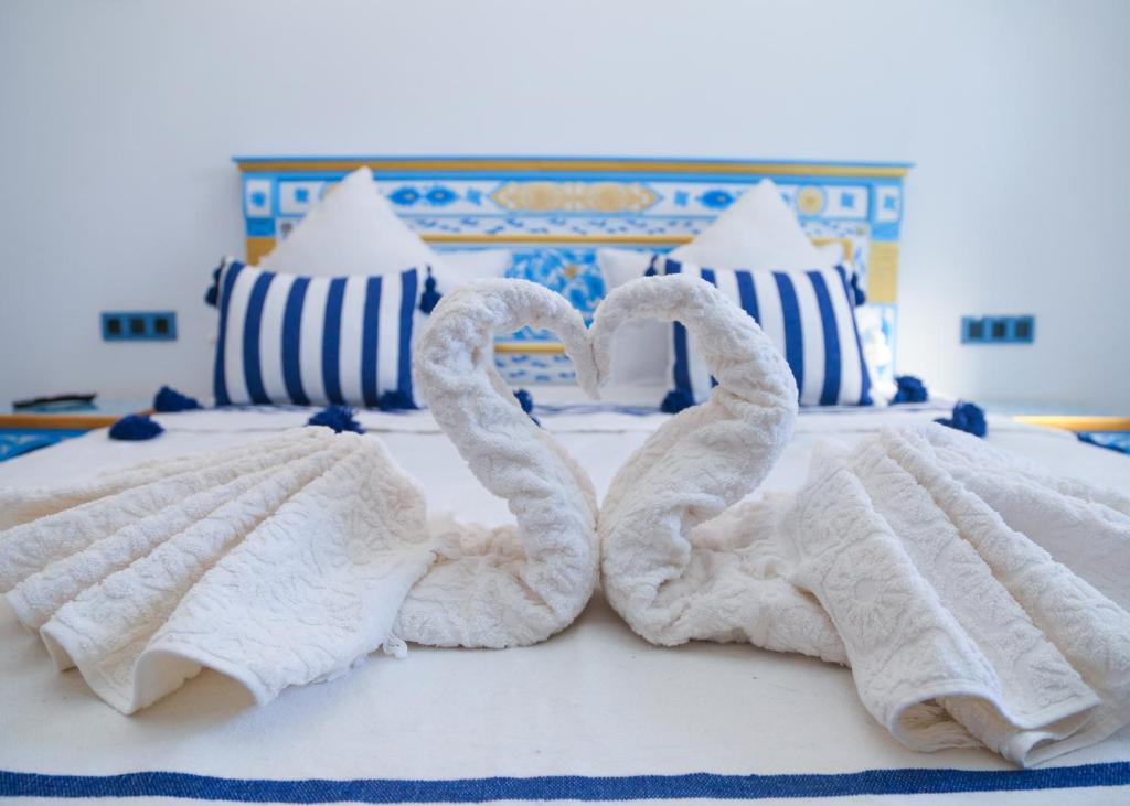 CASA BLUE PEARL - Deluxe King Suite