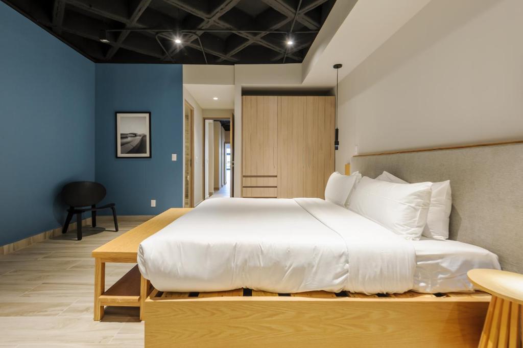 Darwin 74 by Wynwood House - Two-Bedroom Apartment With City View