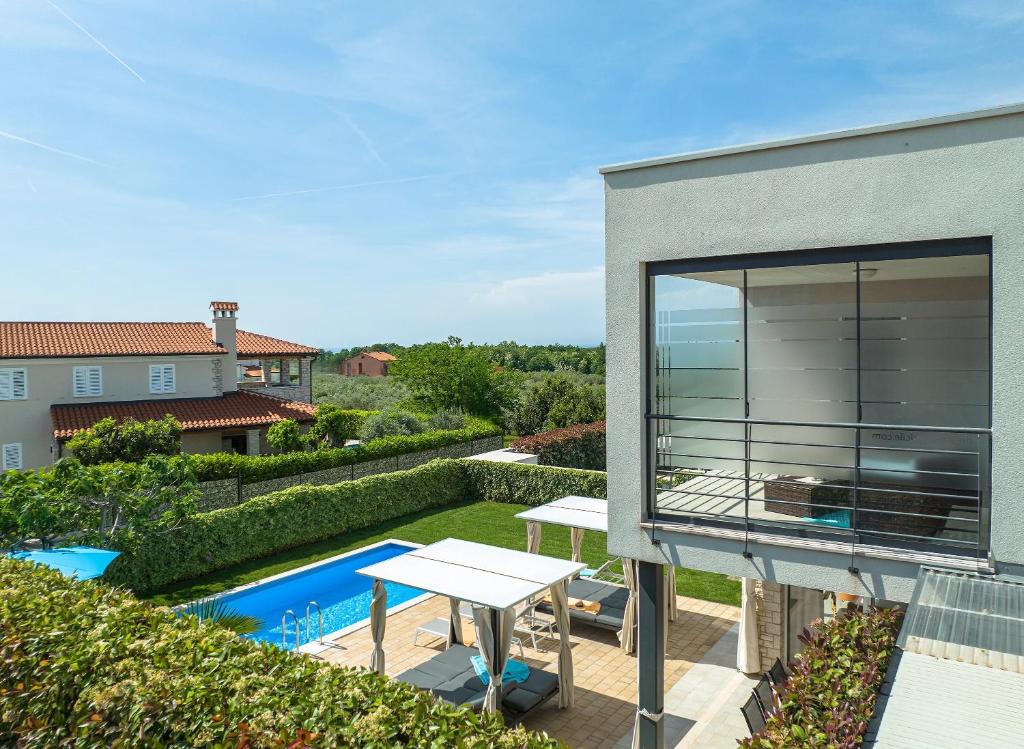 Piscine de l'établissement Villa Sky Dream ou située à proximité