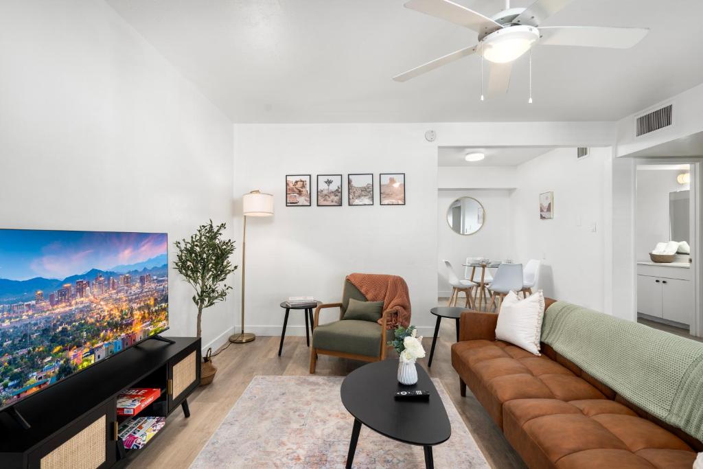 Discover Uptown! Quiet Location & Parking & Washer Dryer, Phoenix (updated prices 2024)