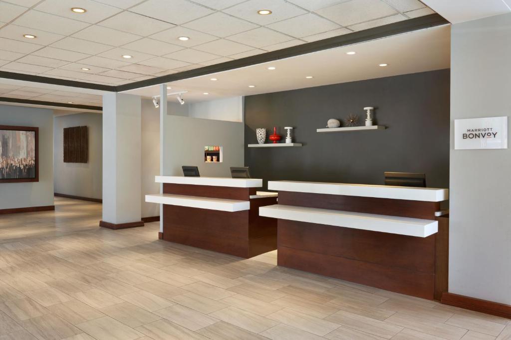 Courtyard by Marriott Ottawa Downtown - Resim 10