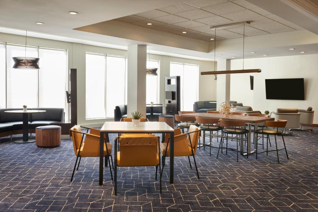 Courtyard by Marriott Ottawa Downtown - Resim 28