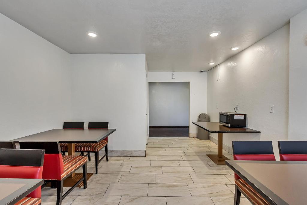 Fotografie z fotogalerie ubytování Motel 6 Ogden, UT- Downtown v destinaci Ogden