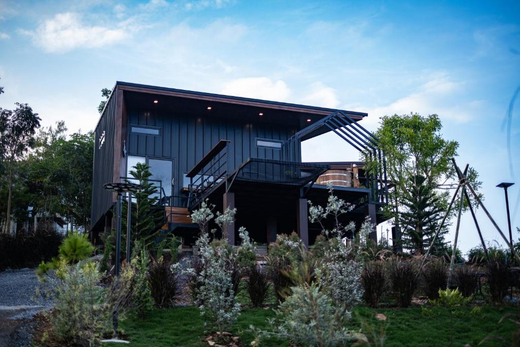 ภาพในคลังภาพของ The Other Side-TinyHouse Khaoyai ในBan Lam Thong Lang