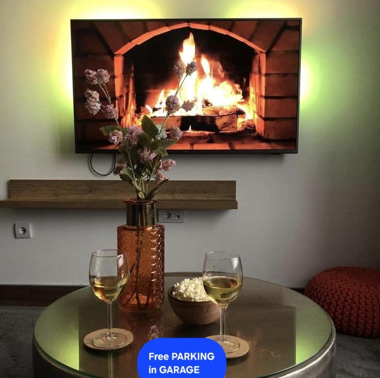Televízia a/alebo spoločenská miestnosť v ubytovaní Apt in the Sky - Kopaonik Kraljevi Čardaci