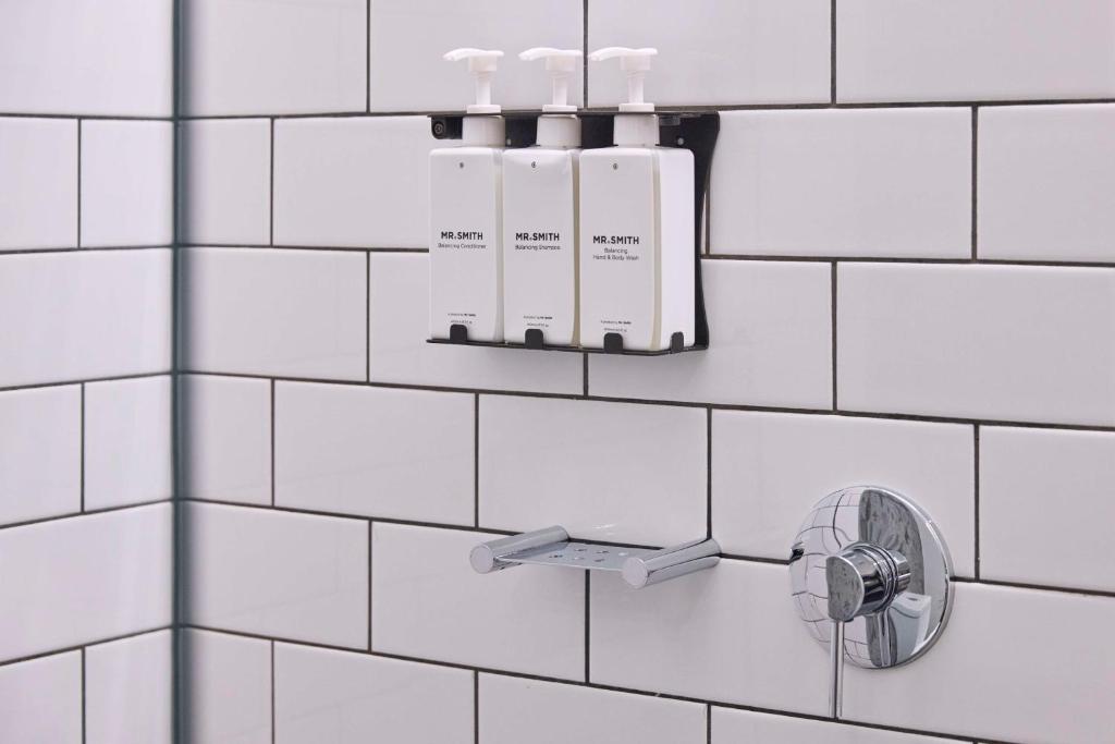 Atura Adelaide Airport - Resim 7