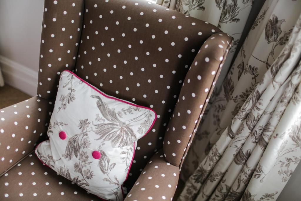 Grays Boutique B&B - Deluxe City Four Poster Room