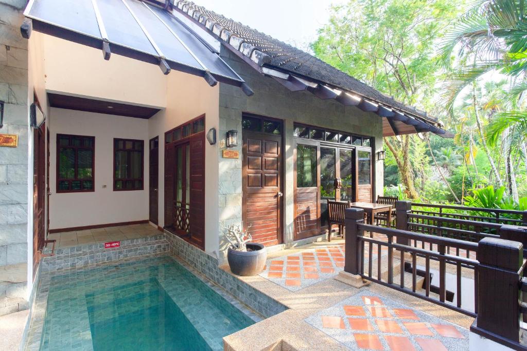 The Hotspring Beach Resort & Spa - SHA Extra Plus - Hot Spring Pool Villa