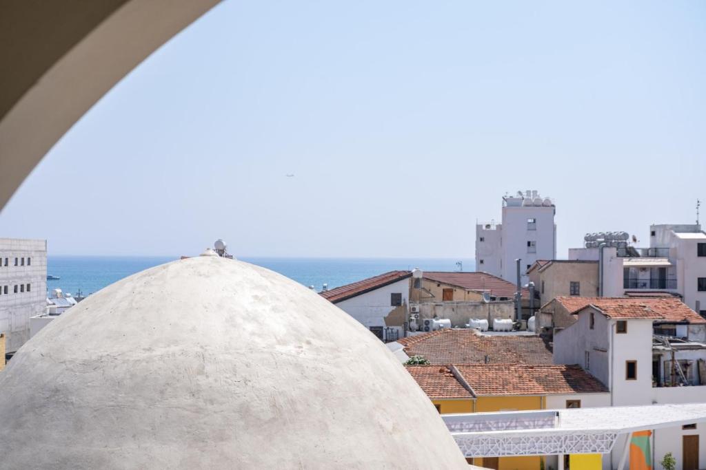 Nespecifikovaný výhled na moře nebo výhled na moře při pohledu z hotelu