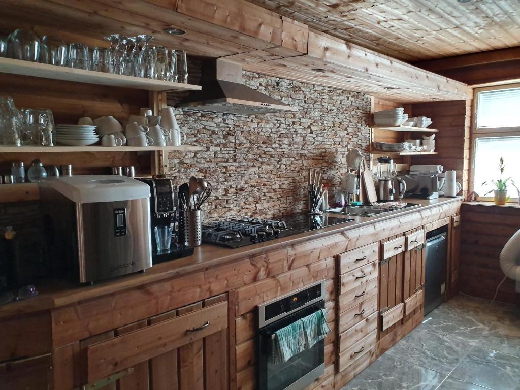 Kuchyň nebo kuchyňský kout v ubytování Apartments Beskydy