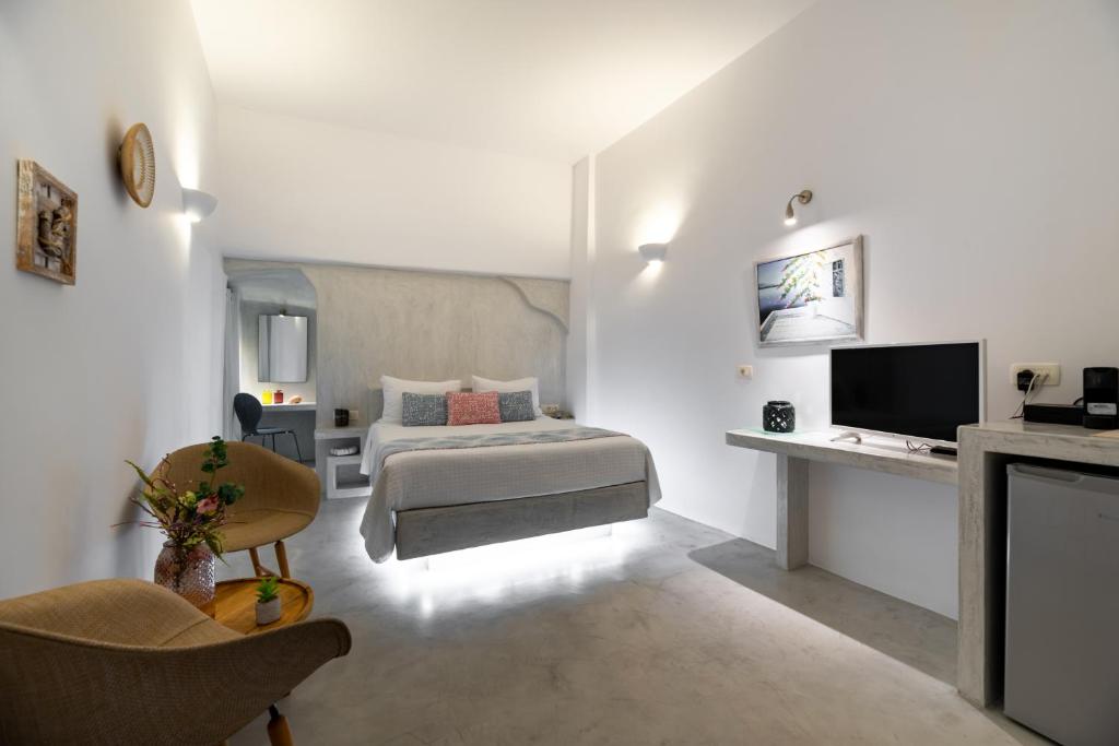 Kima Oia Suites - 19