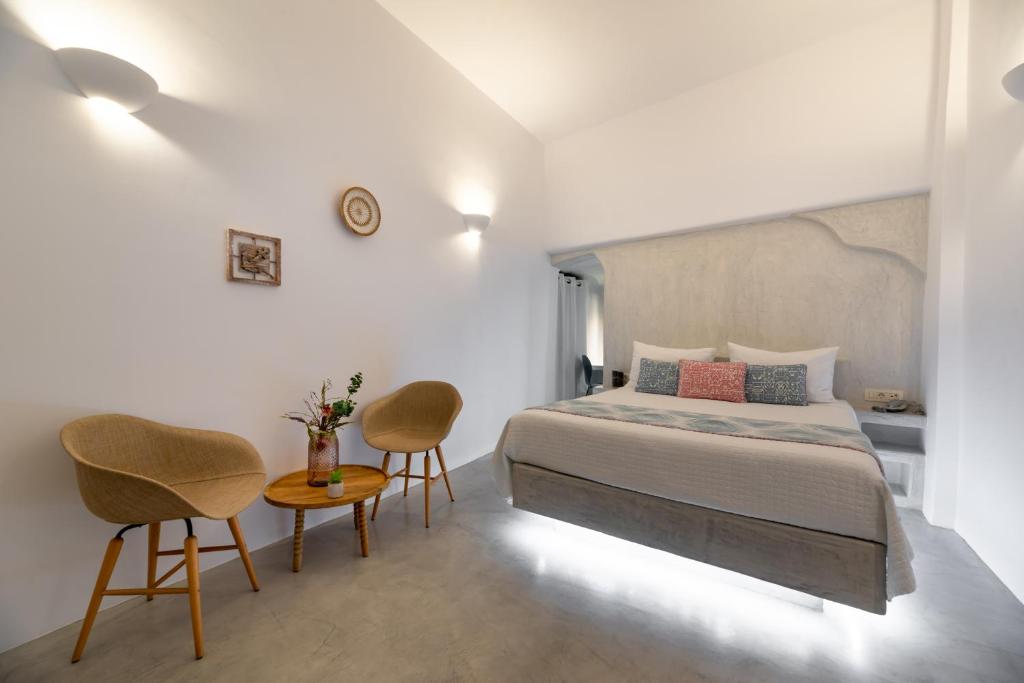 Kima Oia Suites - 18