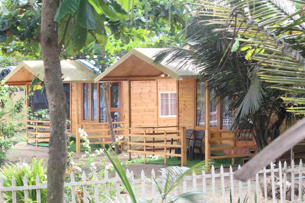 Zahrada ubytování Basho beach Resort