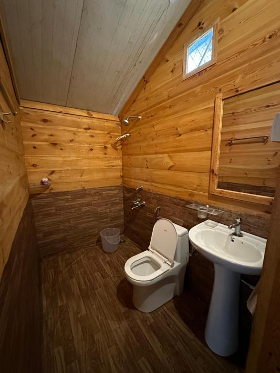 Koupelna v ubytování Basho beach Resort