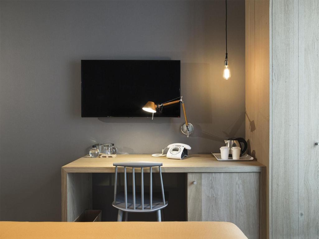 Yurbban Trafalgar Hotel - 17