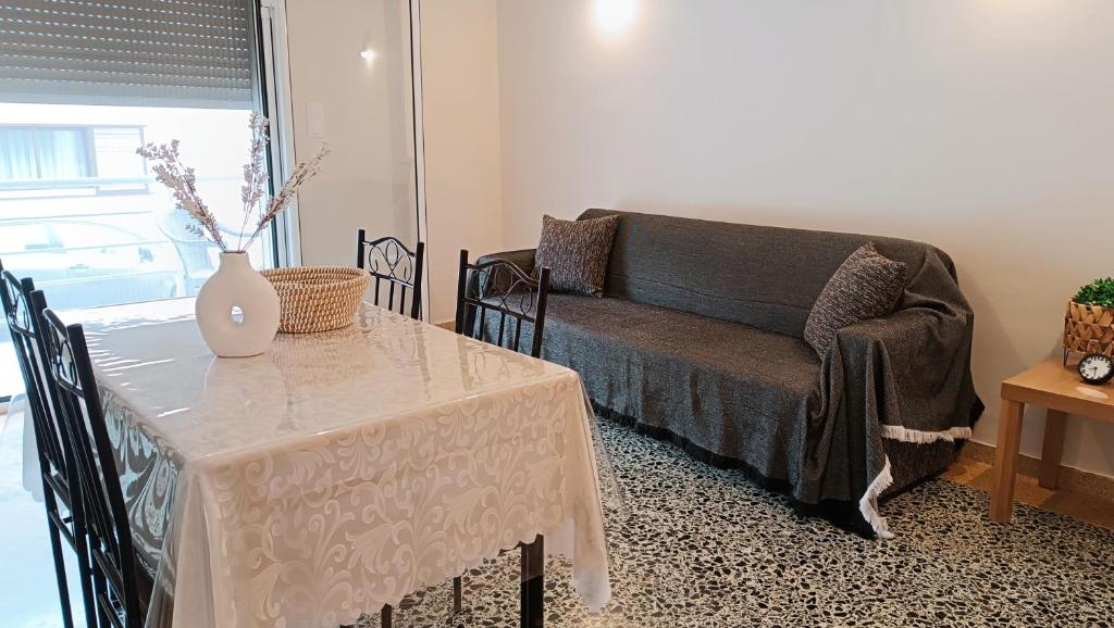 The Beach House - One-Bedroom Apartment