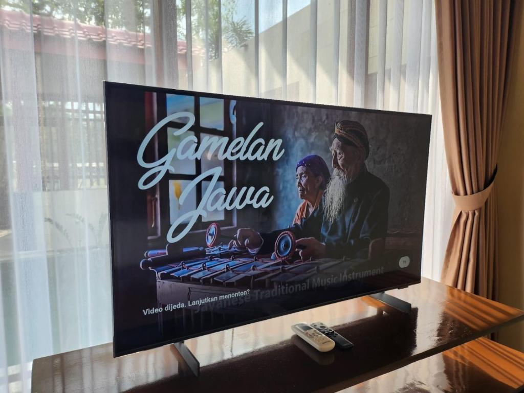 TV a/nebo společenská místnost v ubytování Nalendro Villa Borobudur