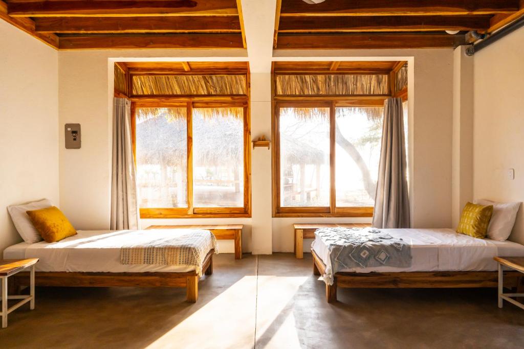 Still Salty Escape - Double Or Twin Room With View
