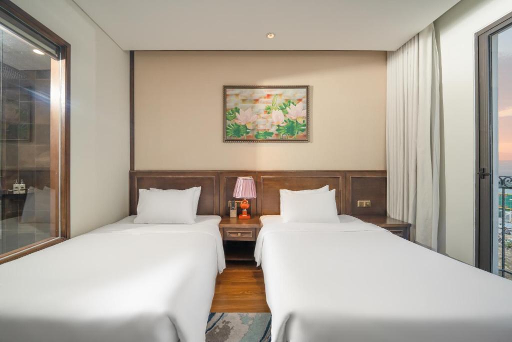 Ưu đãi Đặc biệt - Phòng Deluxe 2 Giường Đơn Nhìn ra Biển