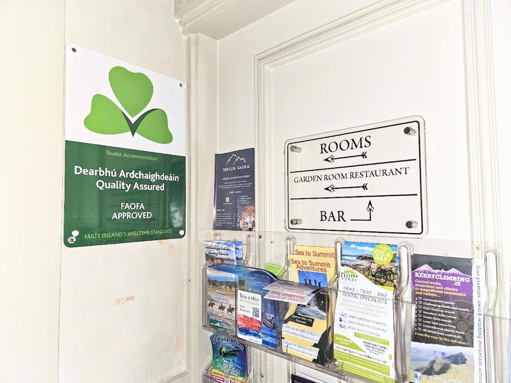 Certifikát, hodnocení, plakát nebo jiný dokument vystavený v ubytování The Glenbeigh Hotel