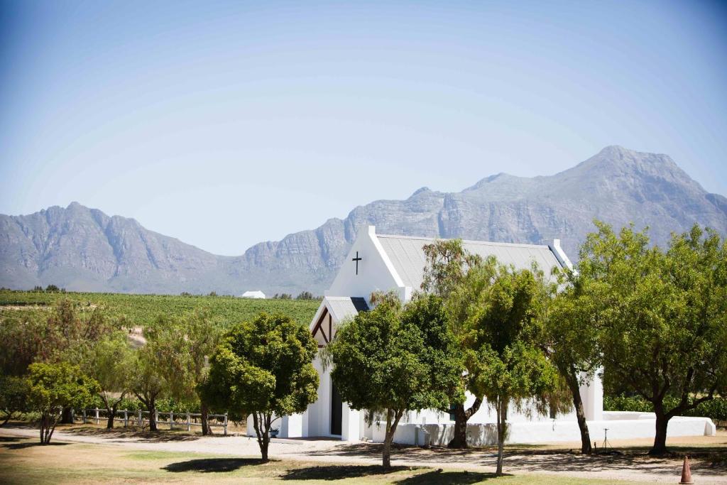Manley Wine Estate - Luxury Queen Room