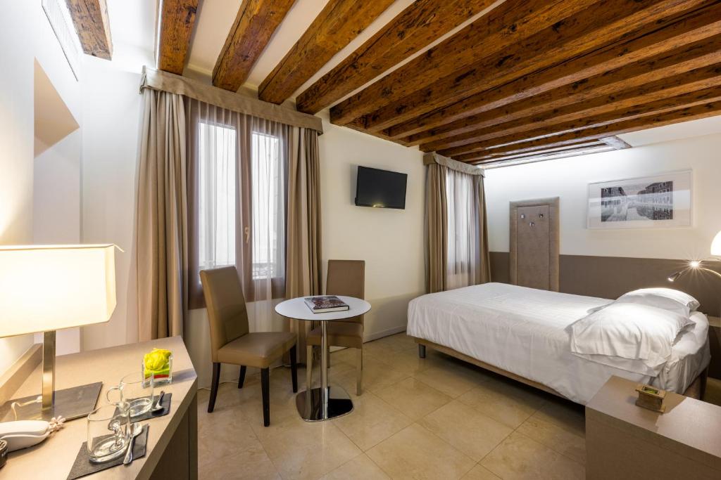 Leone Hotel - Resim 45