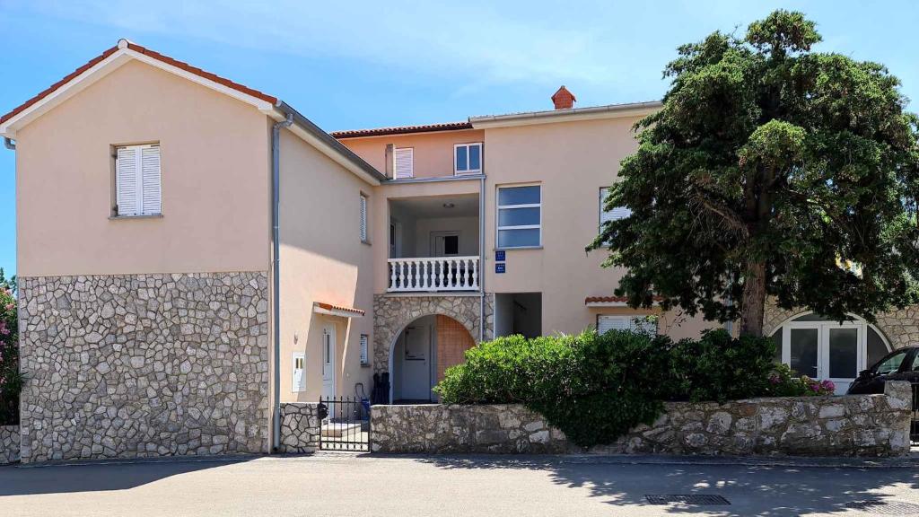 Budova, kde se apartmán nachází