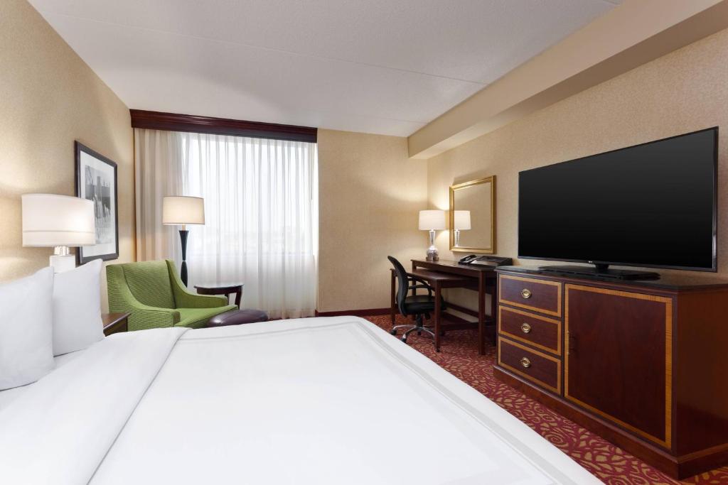 Columbus Airport Marriott - Cuarto King
