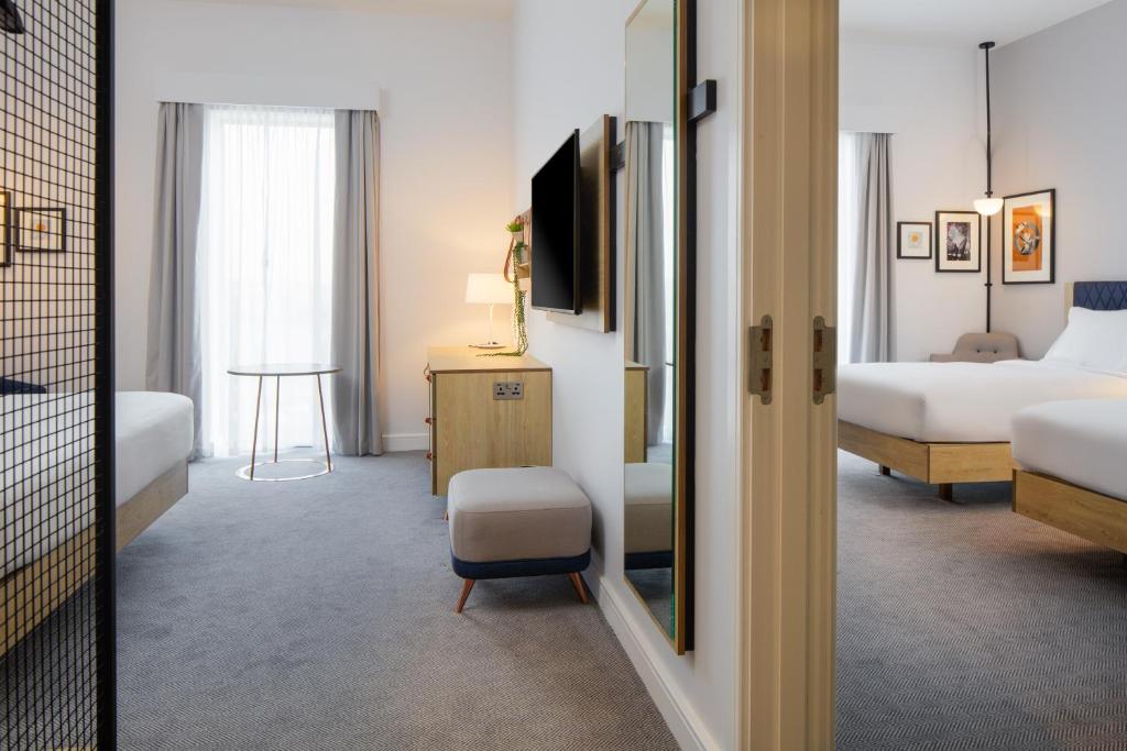 Hilton Garden Inn Stoke On Trent - 