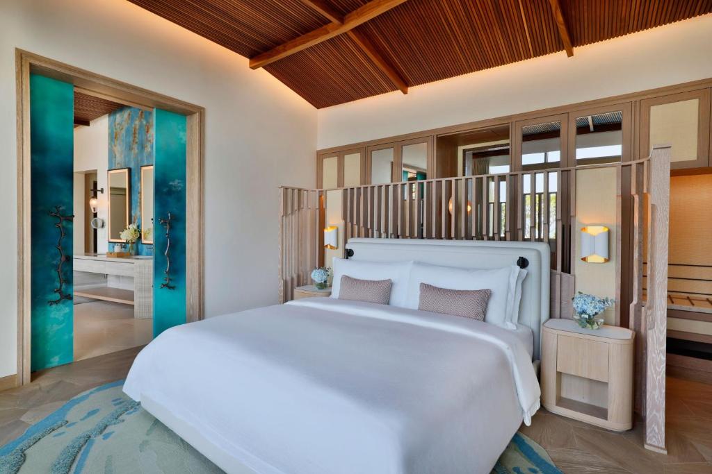 The St. Regis Red Sea Resort photo 4