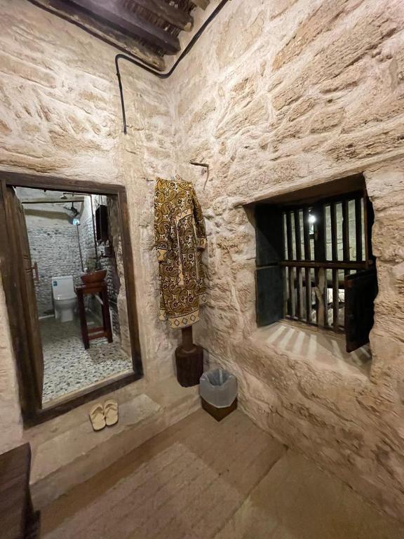 Koupelna v ubytování نزل كوفان التراثي Koofan Heritage Lodge