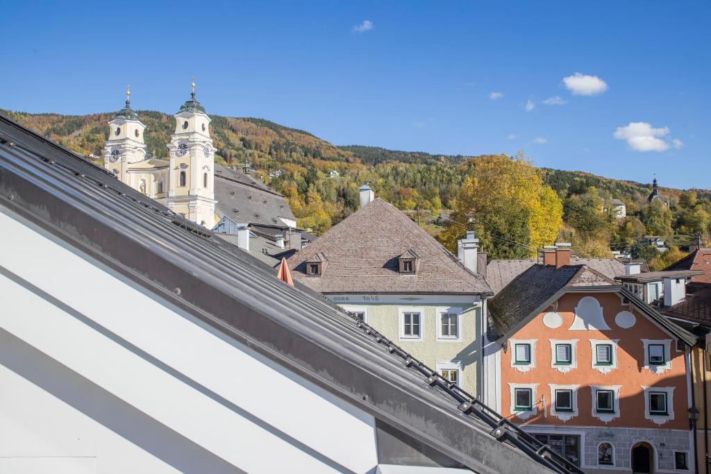Nespecifikovaný výhled na hory nebo výhled na hory při pohledu z hotelu