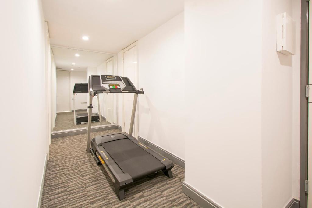 Fitness centrum a/nebo fitness zařízení v ubytování Presidente InterContinental Guadalajara by IHG