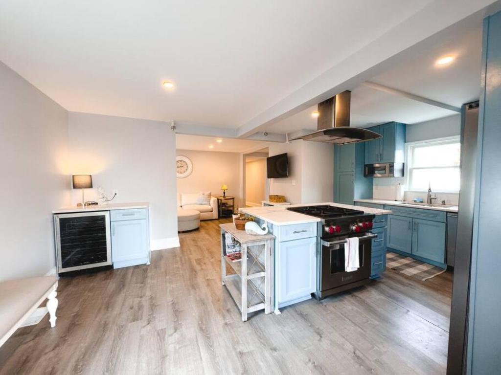 Charming Hyannis 3 Bed 2 Bath, Barnstable Updated 2023 Prices