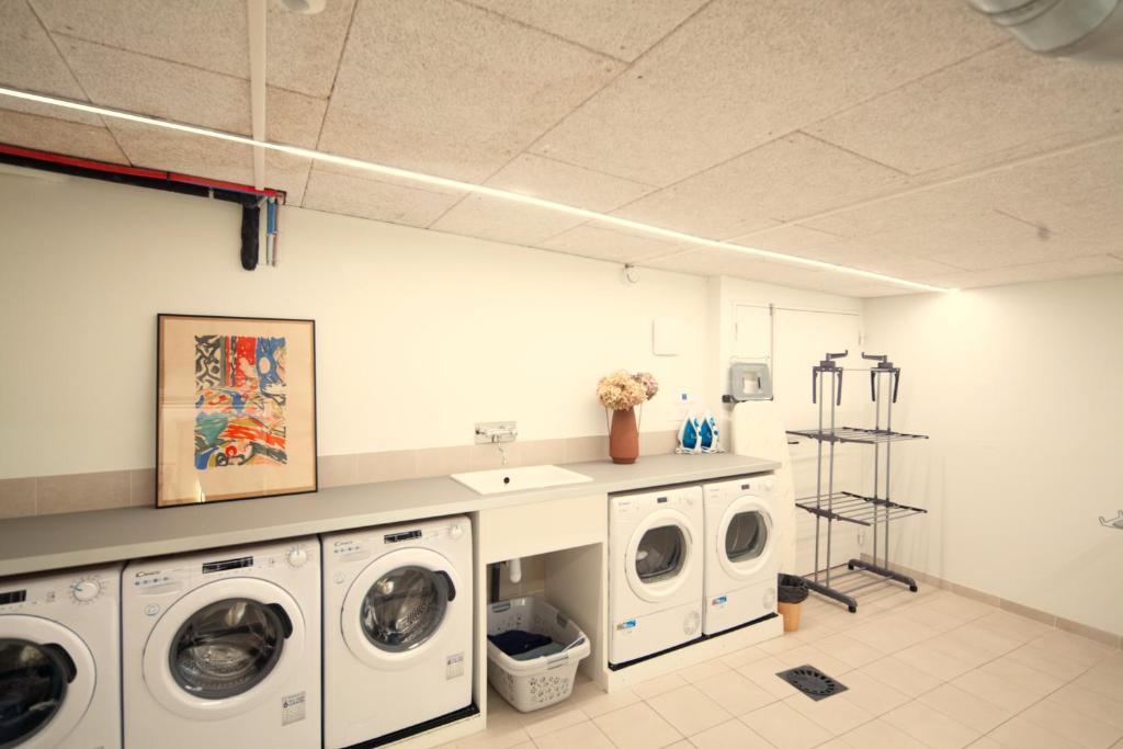 Zdjęcie z galerii obiektu FINESTATE Coliving Mairie d'Issy w mieście Issy-les-Moulineaux